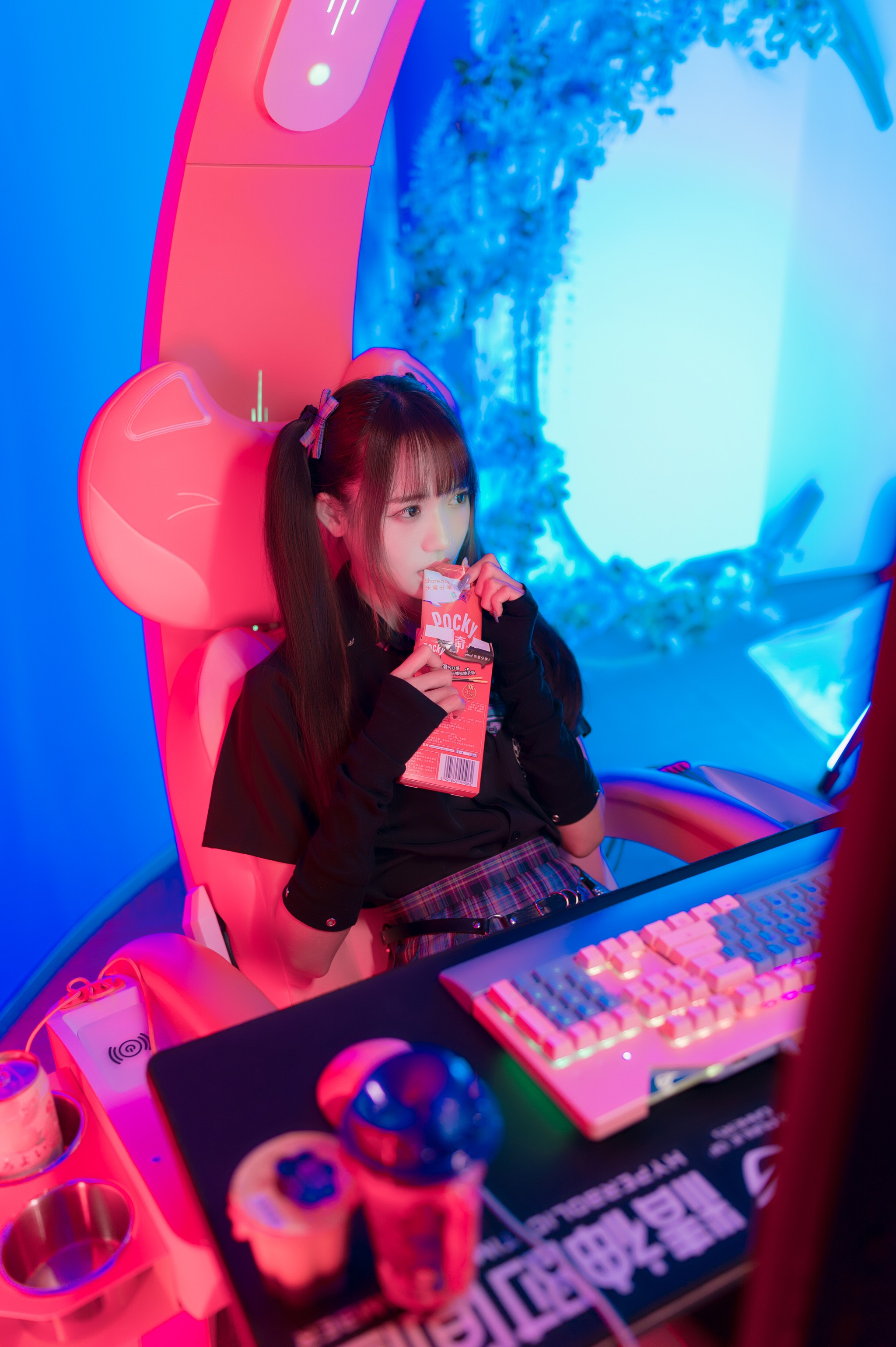 图片[1]-兔子Zzz不吃胡萝卜 – NO.060 电竞少女[21P]-XikXak